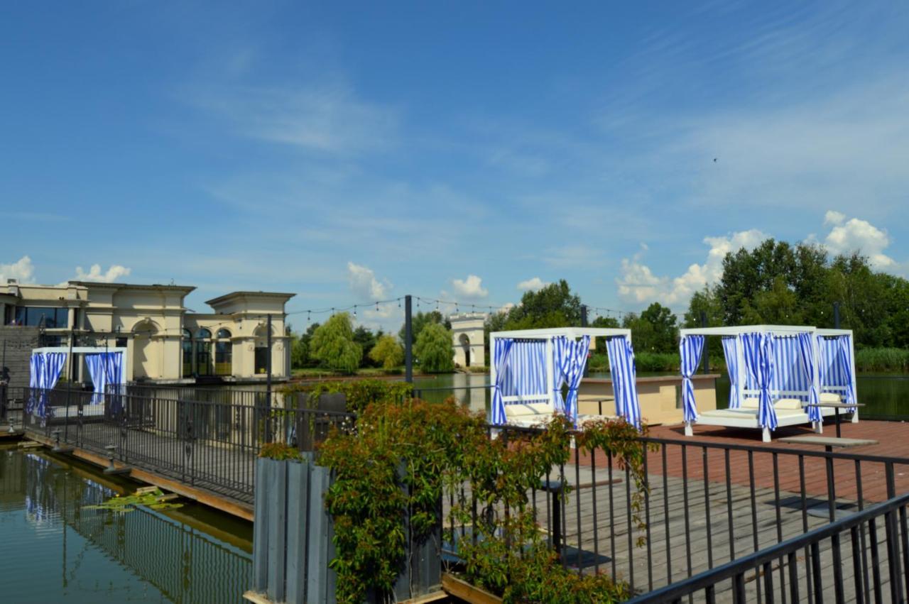Hotel Venecia Palace Michałowice Exterior foto