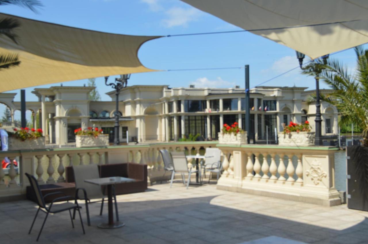 Hotel Venecia Palace Michałowice Exterior foto